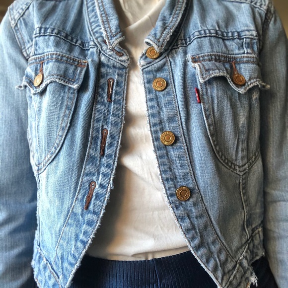 Levi’s Jacket - Picture 6 of 14